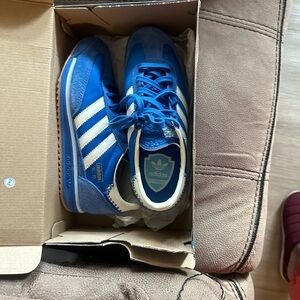 Adidas Blue and White Men's Sneakers
